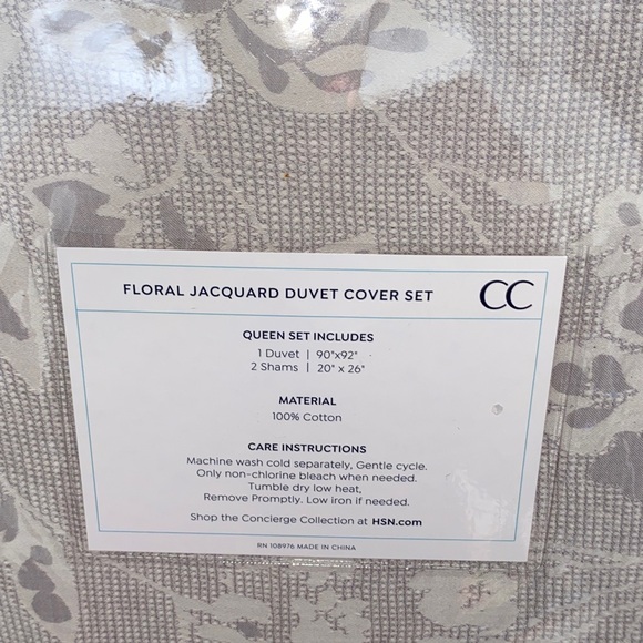 0728 Concierge Collection Gray Floral Jacquard Duvet Cover Set - Picture 5 of 5